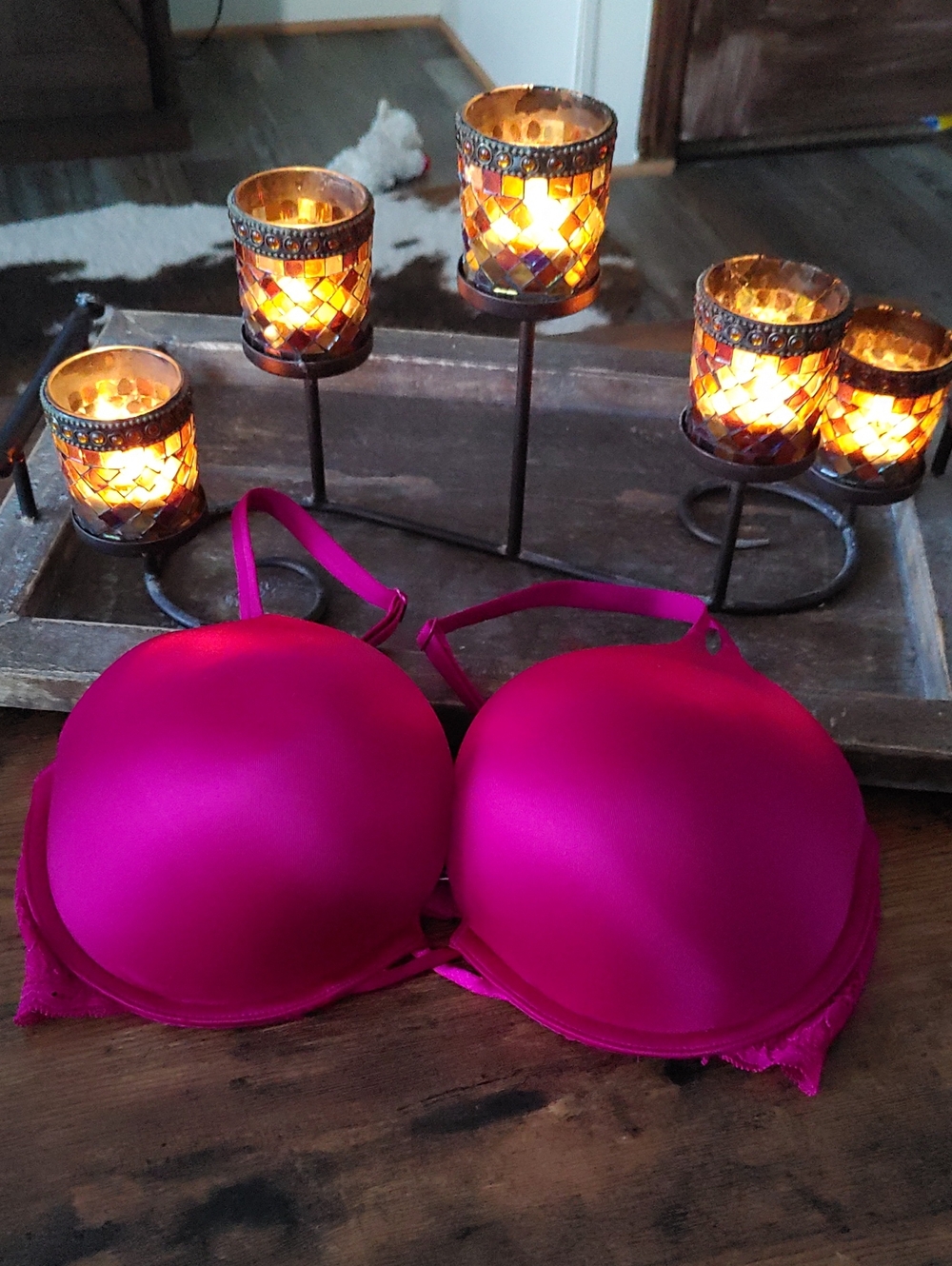 Victoria's Secret 34D Fuchsia Padded Underwire super Side & Bottom Push Up